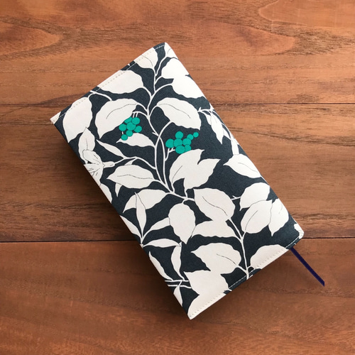 メモリー㉕ブックカバー ポケミス用】エレガントフラワーのブックカバー ブックカバー A.H.M.S