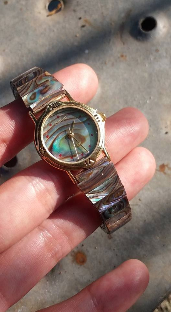 【Lost and find】低價位款 古董款 天然石 鮑貝 手錶 第2張的照片