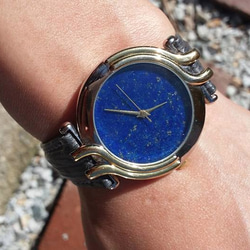 綺丽な 星空 天然石 ラピスラズリ 腕時計 1枚目の画像