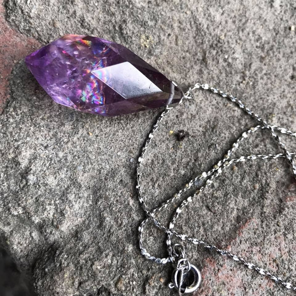 【Lost and find】天然石 重疊的 彩虹光 天使眼淚 紫黃晶 項鍊 第4張的照片