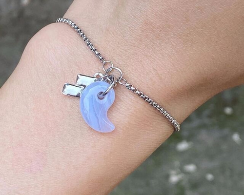 0_9730cd3c1214c71895c72d81405c