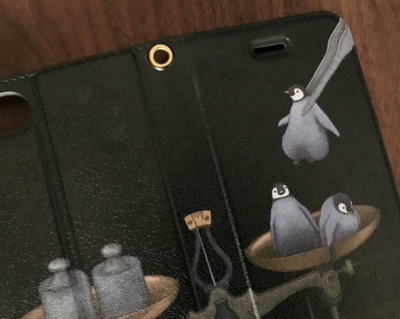◉受注制作◉手帳型iPhoneケース「分銅ペンギン」 2枚目の画像