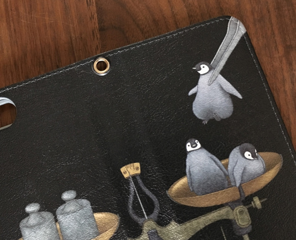 ◉受注制作◉手帳型iPhoneケース「分銅ペンギン」 2枚目の画像