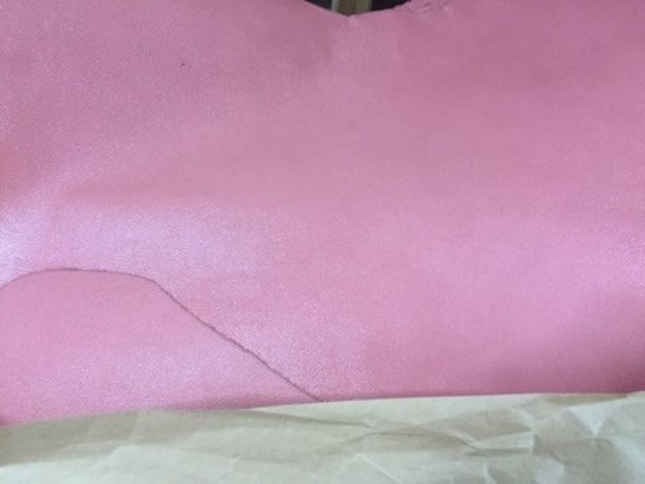 シュリンクレザーPink オーダーCUT品 1枚目の画像