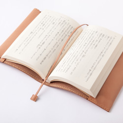 ヌメ革 ブックカバー サンド加工 本革 日本製 経年変化 2枚目の画像