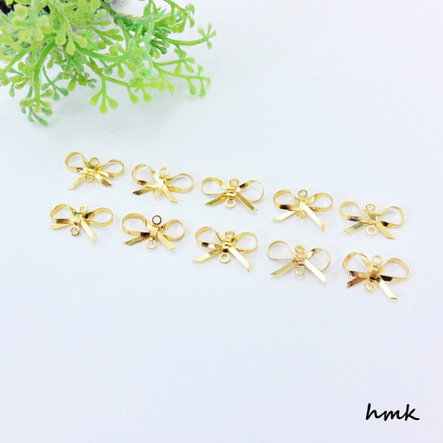 アクセサリーパーツ リボン型モチーフ×10個入り 穴あき(上下2箇所