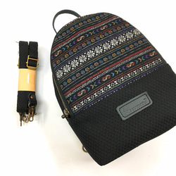 バックMINI冷蔵庫小さなバックパック[日本の古代のトーテム細かい黒い布バッグ]台湾デザイン手作り人気のハッチバックパケット肩の 1枚目の画像