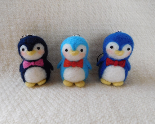 くまのプーさん　ペンギン　被り物　ストラップ ヨドバシ.com - PGA ピージーエー PG-DSTHAN03POO [ストラップ