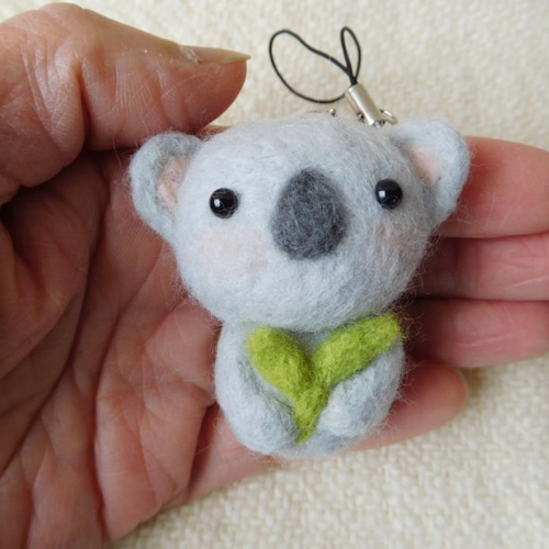 【mar】コアラ 羊毛フェルト ストラップ ハンドメイド のんびりコアラの羊毛フェルトストラップ 羊毛フェルト Mt.maru