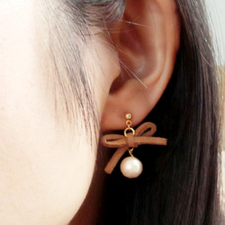 皮、革、レザー ピアス（スタッド・一粒） の人気通販｜Creema 