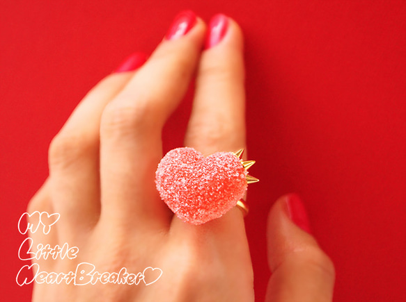 Plump Sugar Heart Gummi Spike Ring 1枚目の画像