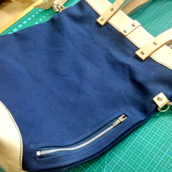 帆布×革  3way  A4対応 トートバック  ネイビー 4枚目の画像