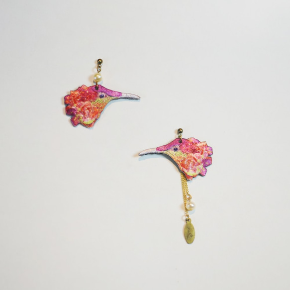 humming-Embroidery earrings 森林女神〈刺繡耳環〉不鏽鋼耳針/ 可改夾式/花卉系列/ 第1張的照片