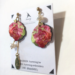 humming-Embroidery earrings 牡丹花〈刺繡耳環〉不鏽鋼耳針/ 可改夾式/花卉系列/ 第2張的照片