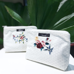 humming- 花好月圓 Embroidery cosmetic bag〈刺繡化妝包〉-白色提花布 第2張的照片