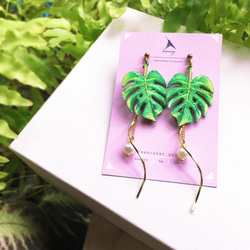 humming 龜背芋 刺繡耳環 | 耳針 |夾式| 蝴蝶系列 第1張的照片
