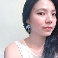 humming 台灣鳶尾花 刺繡耳環 | 耳針 |夾式| 蝴蝶系列 第4張的照片