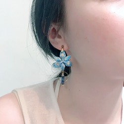 humming 台灣鳶尾花 刺繡耳環 | 耳針 |夾式| 蝴蝶系列 第5張的照片