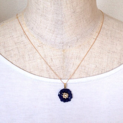 青いバーベナのネックレス（14kgfチェーン） 2枚目の画像