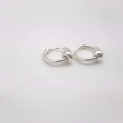 E13款-925純銀小耳環(1對) 第1張的照片
