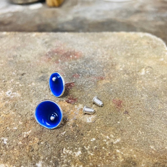 E20款-純銀琺瑯耳針-999銀針(1對)-藍色-可敲字-客製耳針 第2張的照片