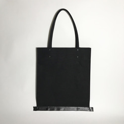 Easel 01 (Black) キャンバストートバック 3枚目の画像