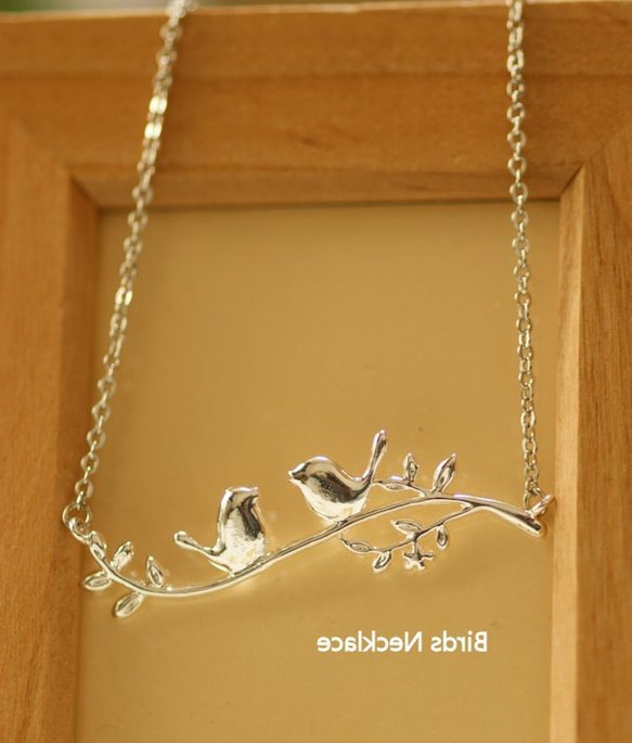 【アンティーク風ネックレス】銀古美・鳥のネックレス(全長約40cm) 1枚目の画像