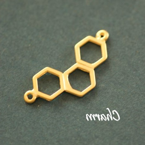 BO169メタルチャーム・K14GPゴールド・蜂の巣(2個)/Pendant gold bee(2p) 1枚目の画像