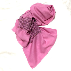 手織り＆手刺繍　シルクｘカシミア ストール カシミール ペイズリー　ピンク 2枚目の画像