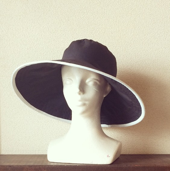 新作‼️ シンプルキレイなつば広の帽子 4枚目の画像