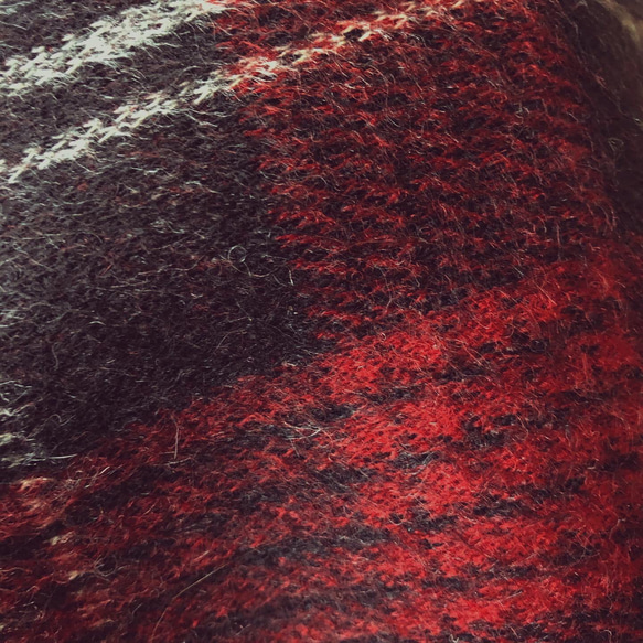 残りわずか‼️カタチにこだわるベレー帽　赤いウールのチェック　 4枚目の画像