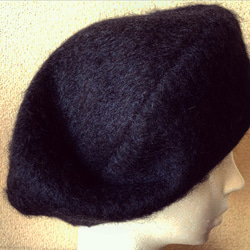 人気シリーズ‼️カタチにこだわるベレー帽　モフモフかわいい　ブラック 4枚目の画像