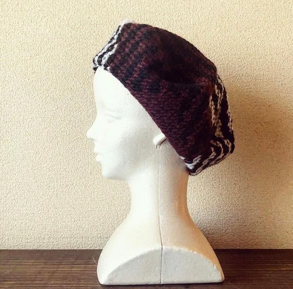 かわいい‼️カタチにこだわるベレー帽　モコモコ編み風　イタリアンウール　パープル 5枚目の画像