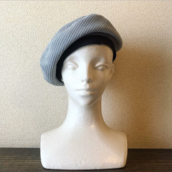新作‼️ カタチにこだわる　シルバーのベレー帽 5枚目の画像