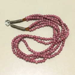 ピンク色の３連ネックレス ／約43cm, 天然石 5枚目の画像
