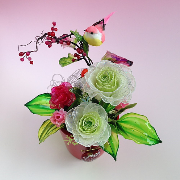 アメリカンフラワー・白バラと小鳥のベースアレンジ☆プレゼント☆ギフト☆贈り物 1枚目の画像