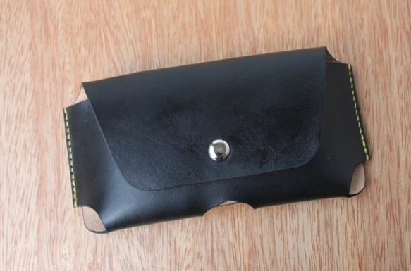 【Mini5】手工真皮手機腰包 (黑) 第5張的照片