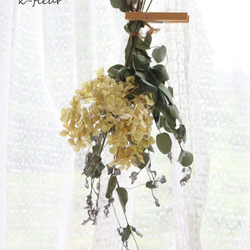 『夏の福袋』ユーカリと白いお花たちのスワッグ 2枚目の画像