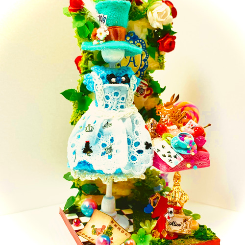 【不思議の国のアリス】✦Wonderland　Tea　Party〜♪ドールハウス DG156 アリス紅茶店
