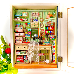 希少　アンティーク　ドールハウス　ミニチュア　コーヒーミル　白 希少 アンティーク ドールハウス ミニチュア コーヒーミル 白