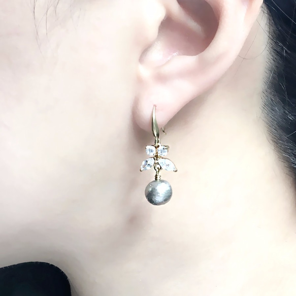 ♦轉身♦微奢感棉花珍珠鋯石黃銅耳環-可改夾式 vintage elegant earrings 第2張的照片