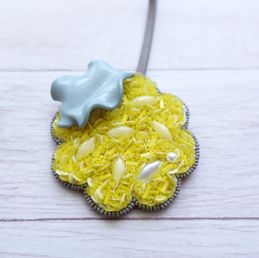 フルーツモチーフのバッグチャーム