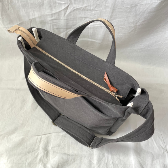 大人のこなれショルダーバッグ＊ウォッシュ帆布＋栃木レザー＊2way＊チャコール 7枚目の画像