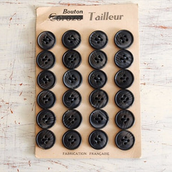 送料無料　 1950年代 フランス製 ボタンシート 24個 16mm アンティークボタン デッドストック 2枚目の画像