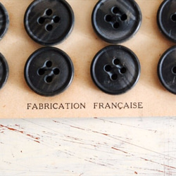 送料無料　 1950年代 フランス製 ボタンシート 24個 16mm アンティークボタン デッドストック 3枚目の画像