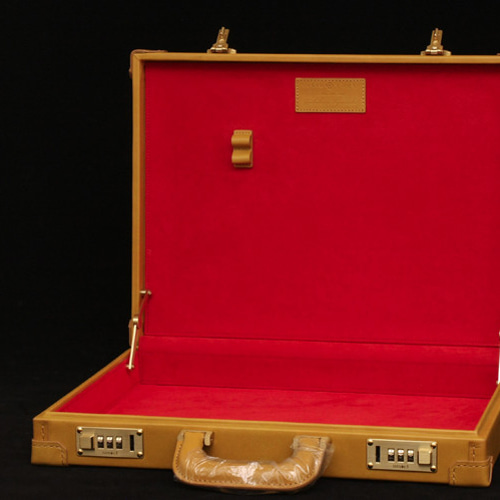 専用クサカリさ様帝国ホテル コンフォータアタッシュケース2点お線香計4点おまとめ 正規品 メンズ レディース シーザー CASAR 本革製 トランク型