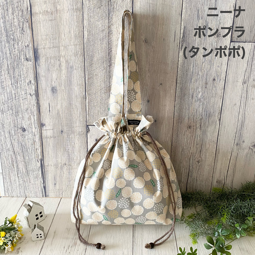 ママバッグに見えないママバッグ】ポケットたくさん付きショルダー巾着