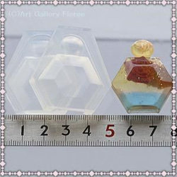 香水ボトル　シリコンモールド（立体または片面）2個セット 6枚目の画像