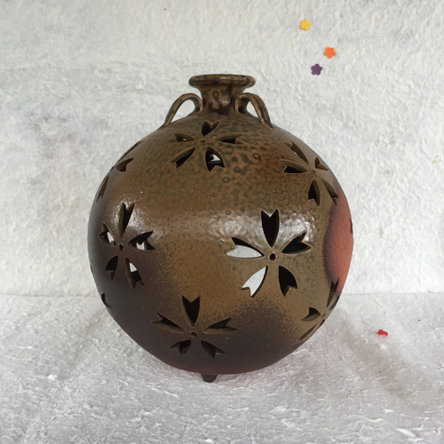 備前焼ランプシェード 備前焼作家 吉岡亜子のあかり✨ : Musee de M