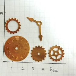 ｐ２２：レア！時計のパーツ型　真鍮チャームセット 2枚目の画像